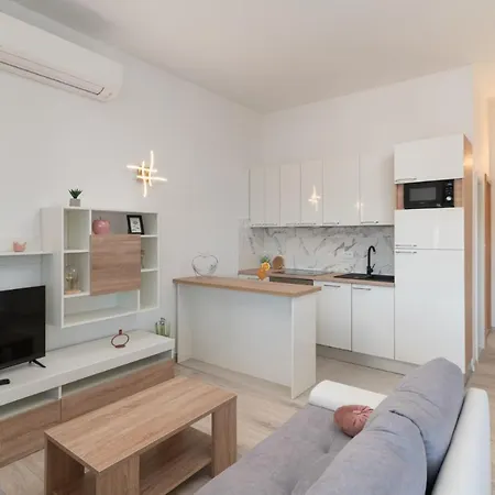 Apartment A Marina